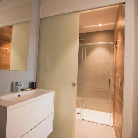 Liberty Suites With Ac License Ess02716 Apartment