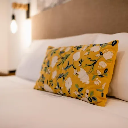 Liberty Suites With Ac License Ess02716 Apartment